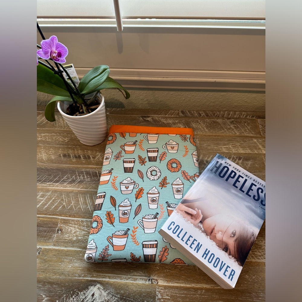 Book-sleeve - Pumpkin Spice Latte